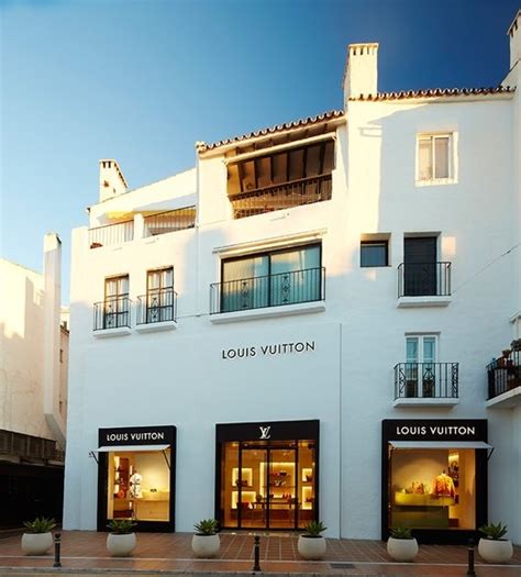 louis vuitton puerto banus|louis vuitton muelle ribera.